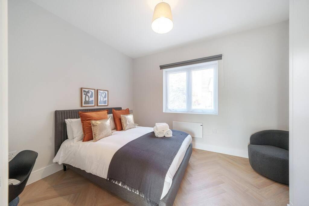 Cosy Tooting Retreat: 2-bed Gem Апартаменты *